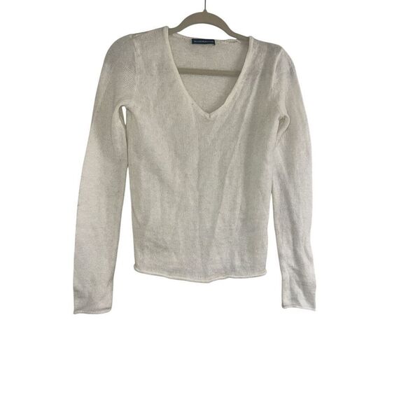 ✨Brandy Melville ANDI MOHAIR V-NECK SWEATER✨ - Picture 2 of 7